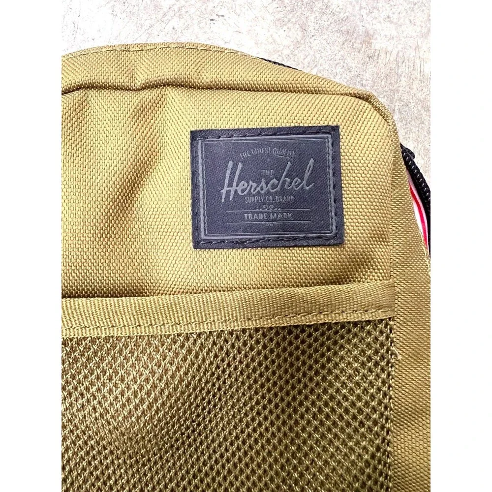 NWT Herschel Supply Co Sinclair Large Crossbody Bag Olive Canvas Utility Green